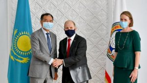 Аким Алматы провел встречу с послом США
