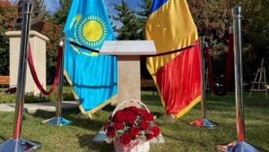 В Бухаресте появился сквер «Казахстан», в Нур-Султане – бюст румынскому поэту