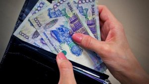 Насколько выросли расходы среднестатистического казахстанца за год