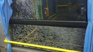 Наказаны родители подростков, разбивавших стекла автобусов в Алматы