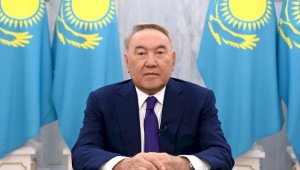 Нурсултан Назарбаев принял решение передать полномочия Председателя партии Nur Otan
