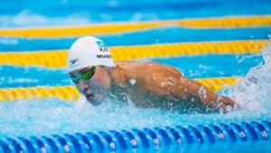 Пловец Адильбек Мусин в ОАЭ установил новый рекорд Казахстана