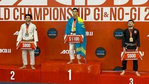 Казахстанский атлет выиграл два «золота» на ЧМ по джиу-джитсу в Москве