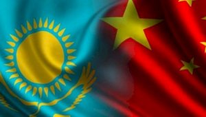 Си Цзиньпин поздравил Назарбаева и Токаева с 30-летием дипломатических отношений