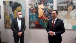В Берлине открылась выставка известного казахстанского художника