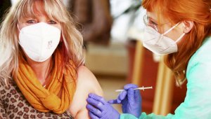 В Германии накаляются страсти по поводу обязательной вакцинации от коронавируса