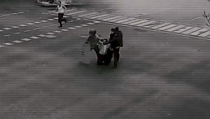 Поставили на колени и стали избивать – полицейский о январских событиях в Алматы