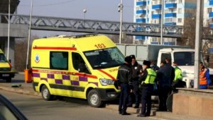 Четыре человека пострадали в ДТП со скорой в Алматы