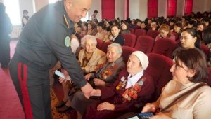 В Алматы чествуют женщин-военнослужащих