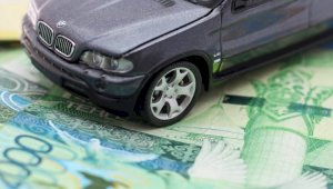 Казахстанцам напомнили об уплате налога на авто