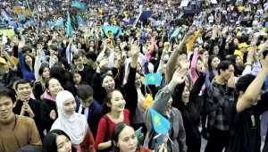 Более 15 тысяч юных казахстанцев высказались за программу политических реформ Токаева