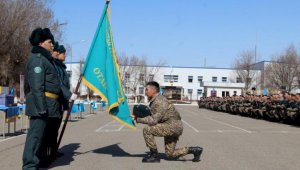 В Казахстане более 6 тыс. солдат-срочников уволят в запас