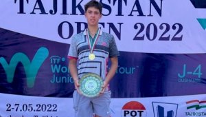 Казахстанский теннисист стал абсолютным чемпионом юниорского турнира ITF