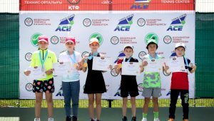 В Алматы выявили сильнейших юных теннисистов Казахстана