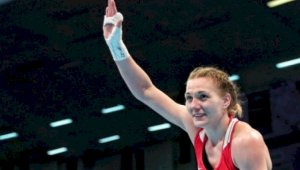 Казахстанка выиграла в стартовом раунде ЧМ-2022 по боксу в Стамбуле