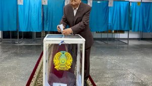 Торегельды Шарманов проголосовал на референдуме