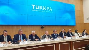 Наблюдатели ТюркПА оценили ход референдума в Казахстане