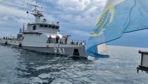 Военные моряки провели поисково-спасательную операцию в Каспийском море