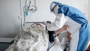 В Казахстане лечение от коронавируса продолжает получать 2201 человек