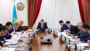В Казахстане предложили внедрить биржевые торги нефтью