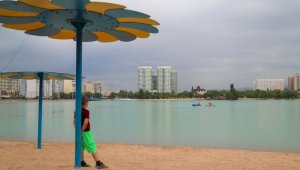 Санэпидемиологи рассказали, почему запрещено купаться в озере Сайран