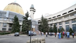 Как реконструируют территорию вокруг Дворца школьников в Алматы