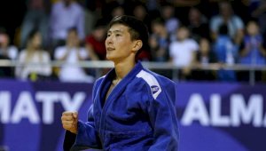 Четыре медали завоевал Казахстан в первый день молодежного ЧА по дзюдо