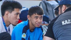 Казахстанец вышел в финал чемпионата мира U17 по вольной борьбе
