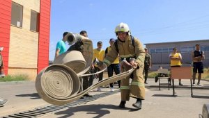 Пожарные Алматы запустили силовой челлендж в честь Дня Конституции
