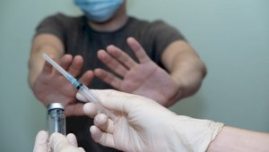 Синдромом внезапной смерти от вакцин пугают казахстанцев