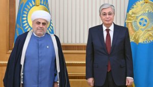 Президент Казахстана встретился с председателем Управления мусульман Кавказа
