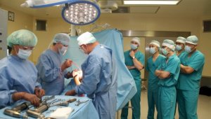 Для участия в научно-практической конференции в РК прибыли около 250 травматологов-ортопедов