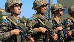 Отслужившие в армии казахстанцы смогут получить высшее образование по грантам в вузах