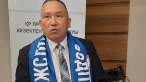 Документы в ЦИК сдал кандидат от оппозиции Нурлан Ауесбаев