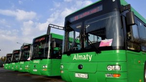 Сколько автобусов зарегистрировано в Казахстане