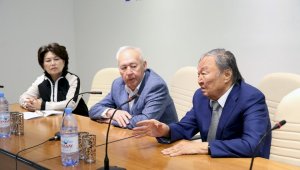 Память ушедших из жизни журналистов почтили в Алматы