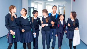 Вариации школьной формы для казахстанских учащихся планируют расширить