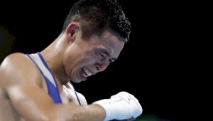 На чемпионате Азии-2022 отечественный боксер испытал проблемы