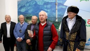 Известному казахстанскому журналисту, сотруднику газеты «Вечерний Алматы» Джанибеку Сулееву исполнилось 60 лет