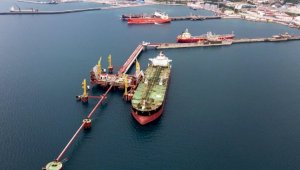 Причины задержки казахстанской нефти  в Турции пояснил глава Минэнерго