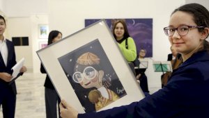В Алматы во Дворце школьников открылась выставка цифровой живописи
