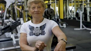 Железная бабушка: как 75-летняя алматинка стала чемпионкой по пауэрлифтингу