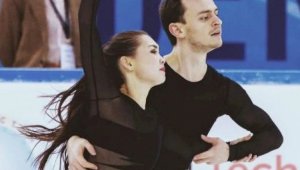 Казахстанские фигуристы выступили в танцах на льду на Универсиаде-2023