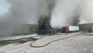 Пожар на складе в Жетысуском районе Алматы ликвидирован