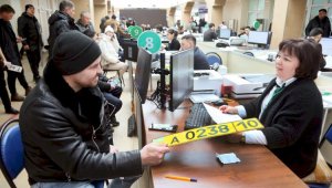 Сколько иностранных авто легализовали казахстанцы за неделю