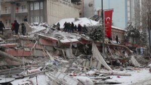 Пропавшую после землетрясения в Турции казахстанку нашли живой