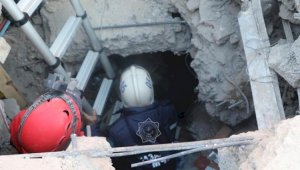 Казахстанские спасатели продолжают проводить поисково-спасательные работы в Турции