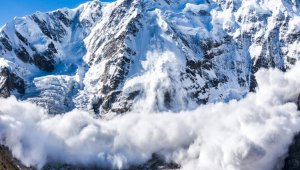 В горах Алматы сохраняется опасность схода снежных лавин – ДЧС