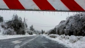 Дороги закрыли в трех областях Казахстана