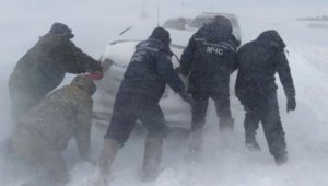 Казахстанским спасателям начнут доплачивать за риски на работе